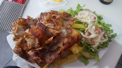 Gunes Neset, Kebab aux Rousses
