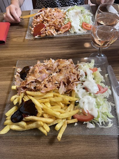 Le Palais D'Ankara, Kebab à Aguilcourt