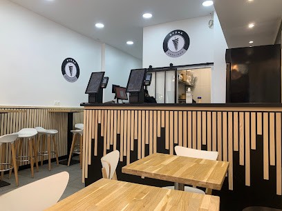 STARK BERLINER, Kebab à Versailles